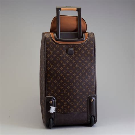 carry on louis vuitton suitcase.